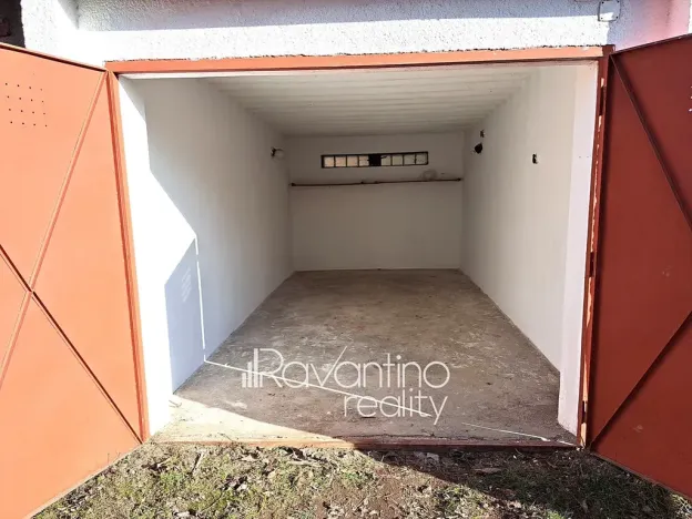 Pronájem garáže, Brno, Skopalíkova, 15 m2