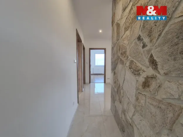 Prodej bytu 3+1, Jirkov, Mládežnická, 68 m2