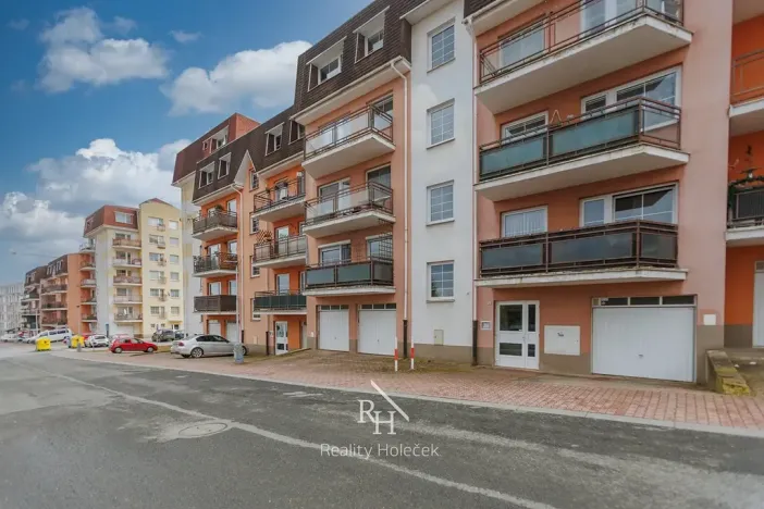 Pronájem bytu 1+kk, Kladno, Vojtěcha Lanny, 33 m2