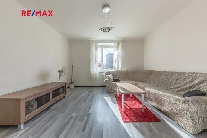 Prodej rodinného domu, Praha - Kyje, Osická, 246 m2