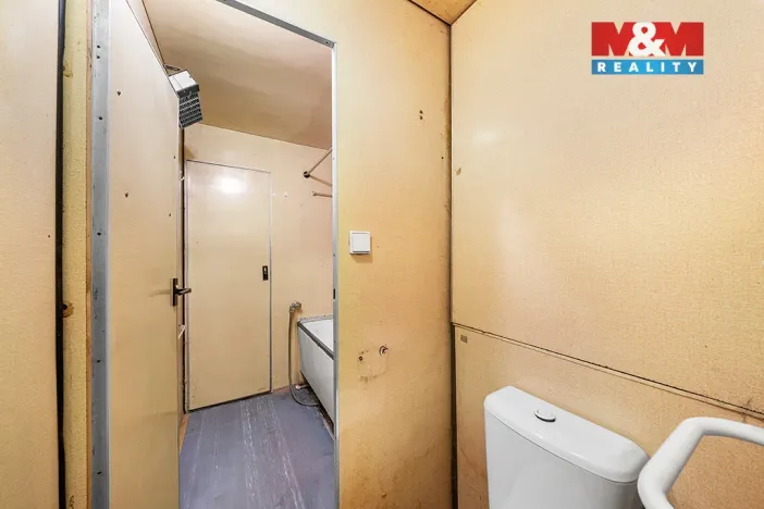 Prodej bytu 2+1, Děčín - Děčín IX-Bynov, Na Pěšině, 63 m2