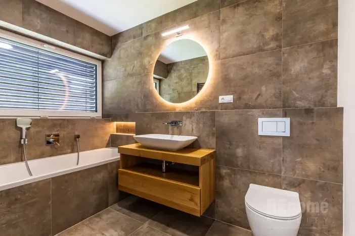 Pronájem rodinného domu, Jesenice, Průběžná, 200 m2