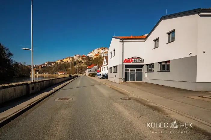 Pronájem bytu 3+kk, Tábor, Lužnická, 70 m2