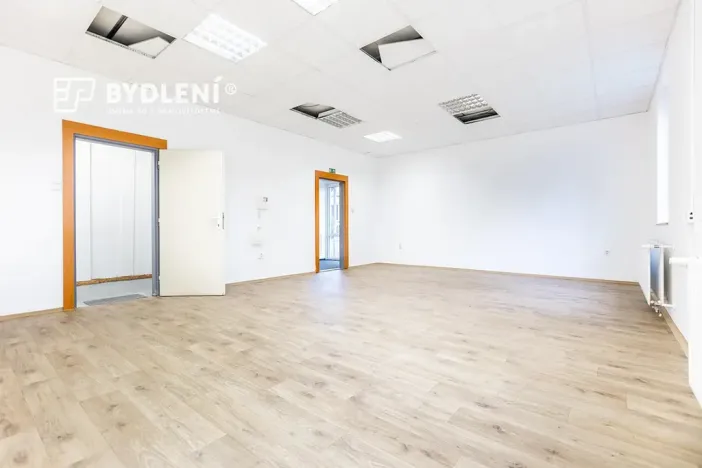 Pronájem kanceláře, Teplice, Tolstého, 218 m2