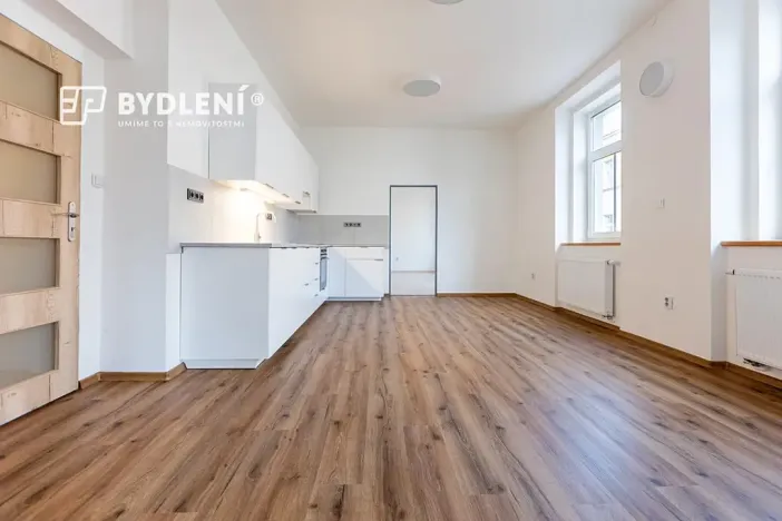 Pronájem bytu 3+kk, Teplice, Školní, 157 m2