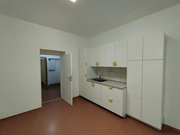 Pronájem kanceláře, Praha - Holešovice, Dobrovského, 110 m2