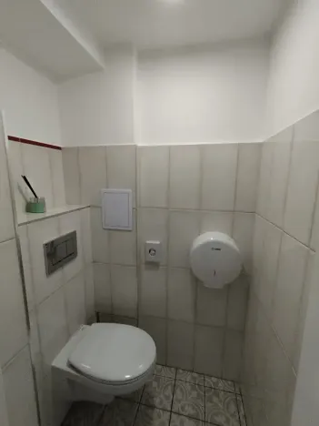 Pronájem kanceláře, Praha - Holešovice, Dobrovského, 110 m2