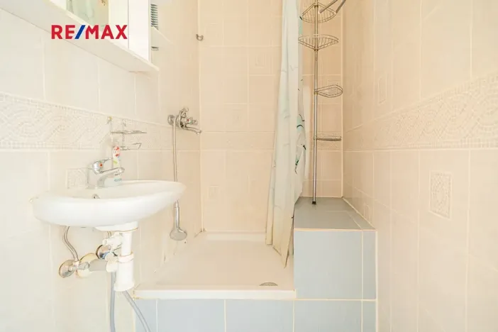 Prodej bytu 2+kk, Odolena Voda, Dolní náměstí, 43 m2