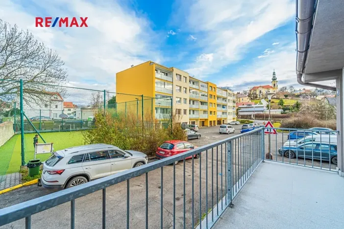 Prodej bytu 2+kk, Odolena Voda, Dolní náměstí, 43 m2