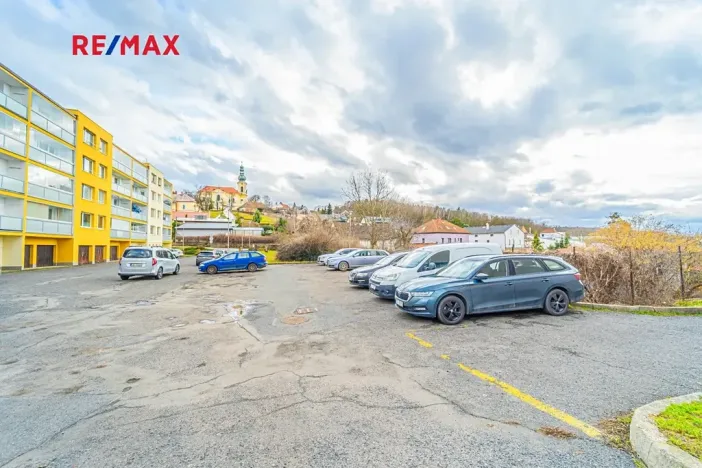 Prodej bytu 2+kk, Odolena Voda, Dolní náměstí, 43 m2