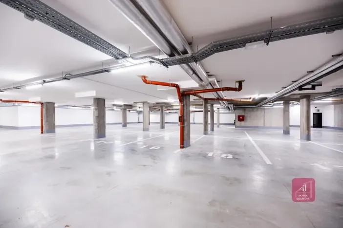 Prodej bytu 4+kk, Mokrá-Horákov, 125 m2