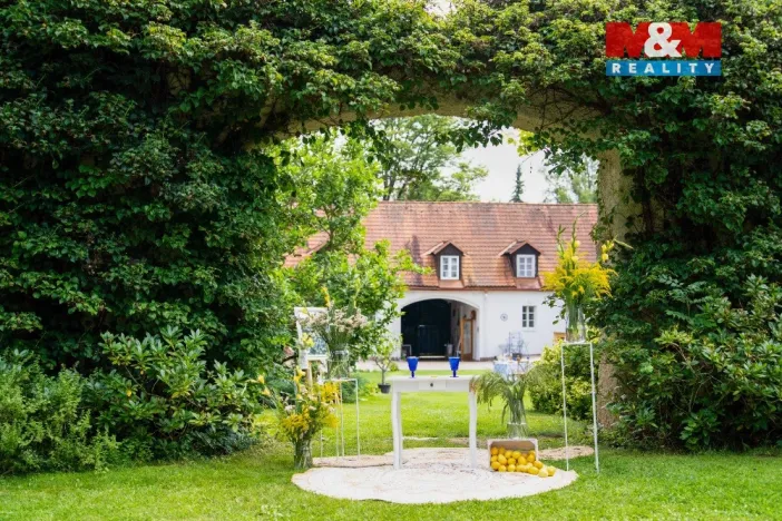 Prodej rodinného domu, Předslavice - Marčovice, 1740 m2