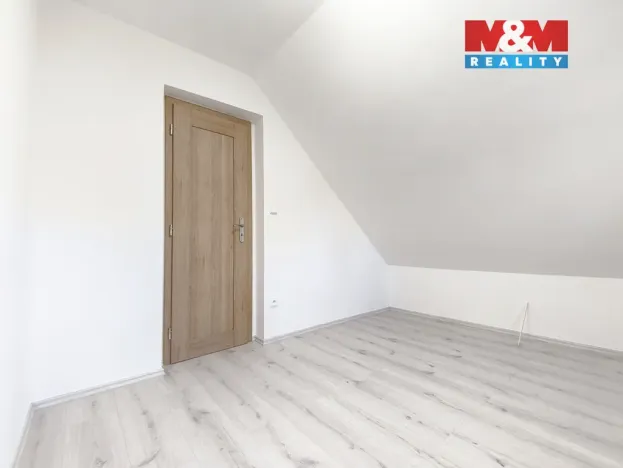 Pronájem bytu 4+kk, Praha - Bohnice, V Nových Bohnicích, 71 m2