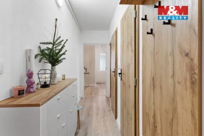 Prodej bytu 3+1, Semily - Podmoklice, Jižní, 55 m2