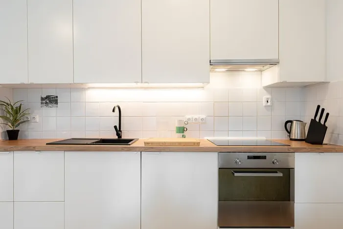 Pronájem bytu 1+kk, Praha - Hlubočepy, Chlupáčova, 29 m2