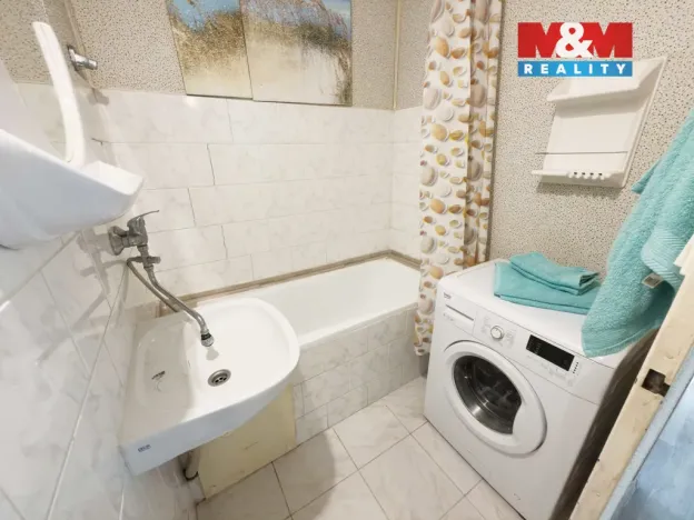 Prodej bytu 2+1, Karviná - Ráj, Borovského, 55 m2