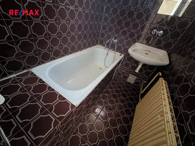 Prodej bytu 2+1, Komňa, 44 m2