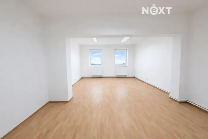 Prodej kanceláře, Benešov, Jana Nohy, 158 m2