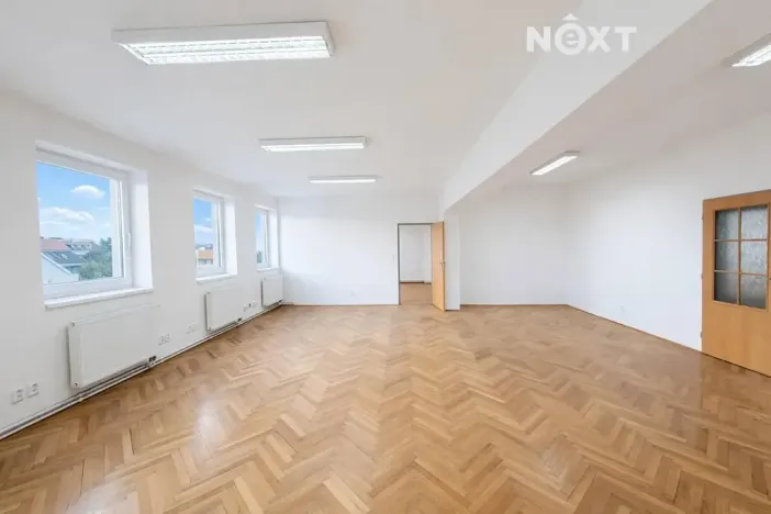 Prodej kanceláře, Benešov, Jana Nohy, 158 m2