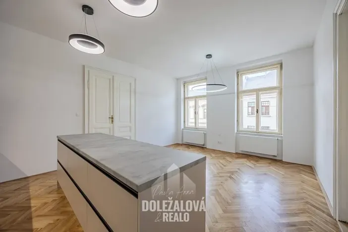 Pronájem bytu 5+kk, Jihlava, třída Legionářů, 122 m2
