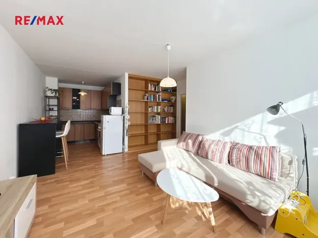 Prodej bytu 2+kk, Praha - Bohnice, Zelenohorská, 43 m2