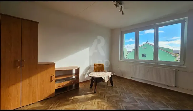 Pronájem bytu 1+1, České Budějovice, Dubenská, 32 m2