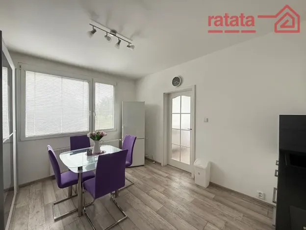 Pronájem bytu 1+1, Chomutov, Kundratická, 33 m2