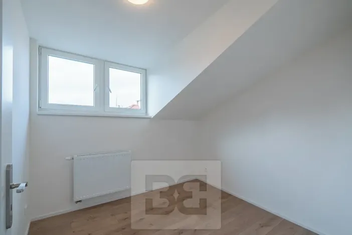 Pronájem bytu 3+kk, Praha - Hodkovičky, Havlovického, 35 m2