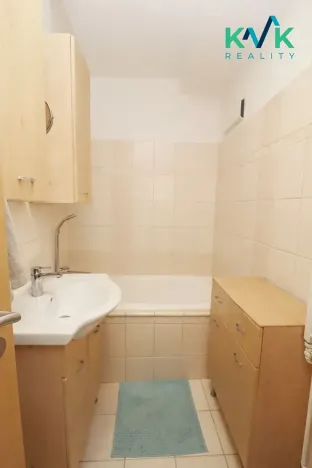 Prodej bytu 3+1, Karlovy Vary, I. P. Pavlova, 83 m2