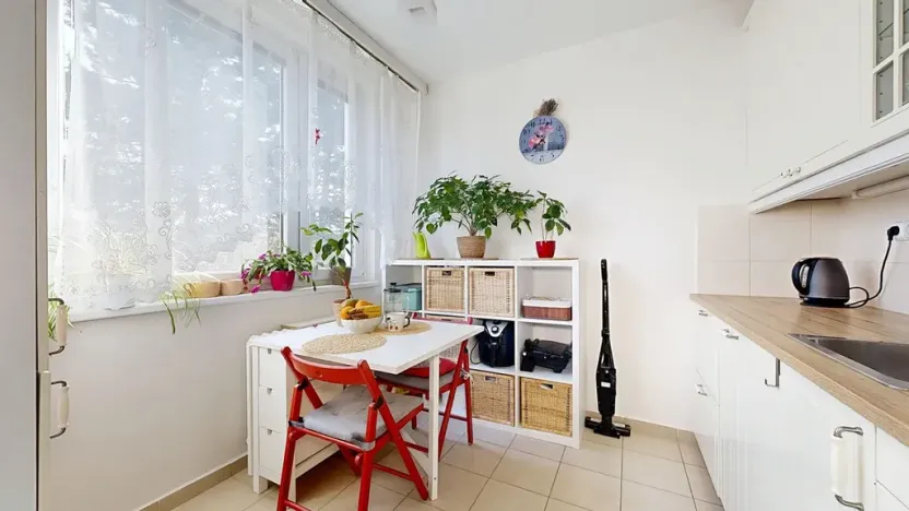 Prodej bytu 3+1, Praha - Hlubočepy, Lamačova, 63 m2