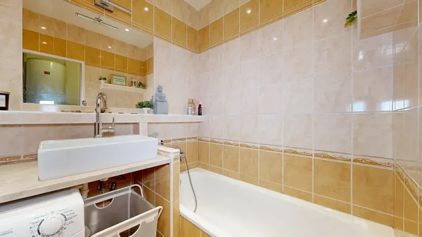 Prodej bytu 3+1, Praha - Hlubočepy, Lamačova, 63 m2