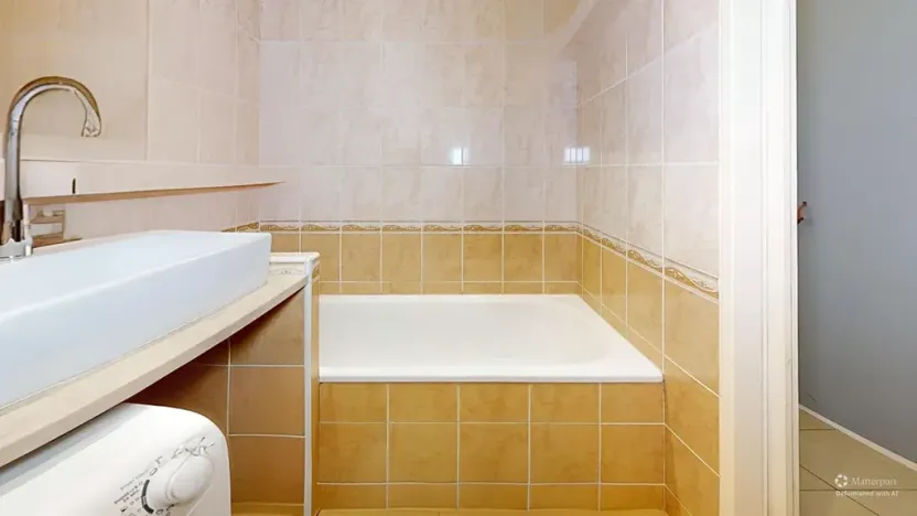 Prodej bytu 3+1, Praha - Hlubočepy, Lamačova, 63 m2