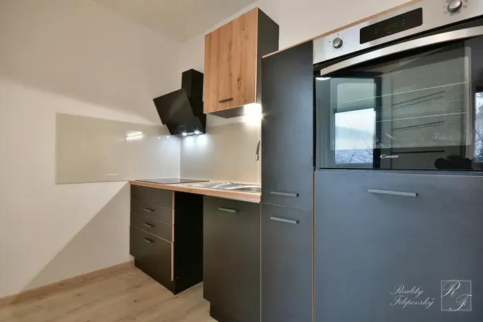 Pronájem bytu 1+kk, Ústí nad Labem, Obvodová, 31 m2