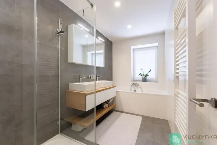 Prodej rodinného domu, Loučná pod Klínovcem, 183 m2