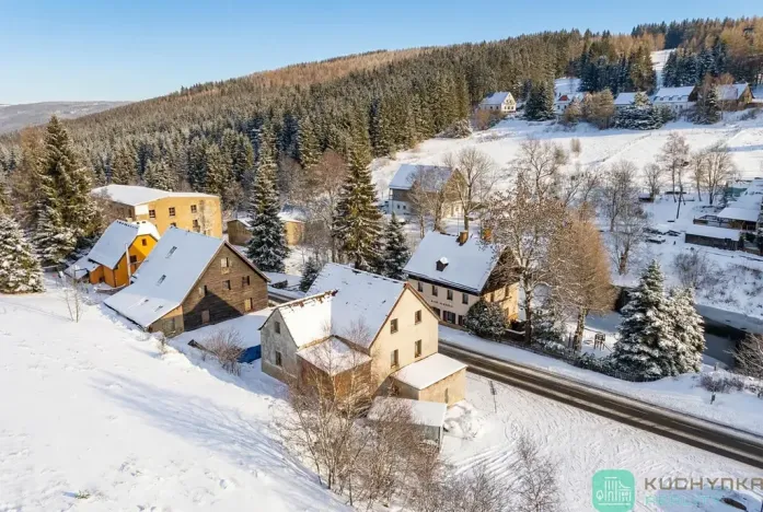 Prodej rodinného domu, Loučná pod Klínovcem, 183 m2