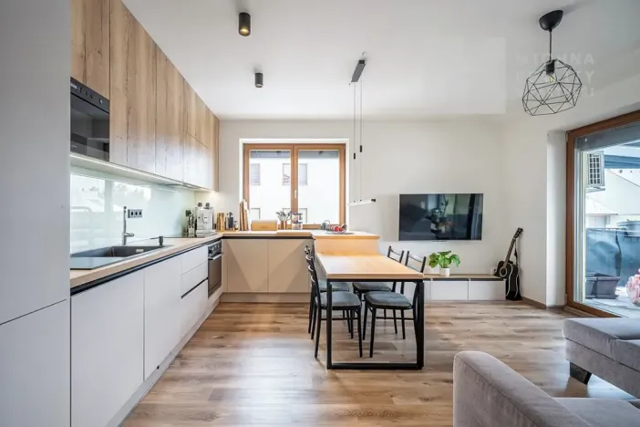 Prodej bytu 3+kk, Holubice, 67 m2