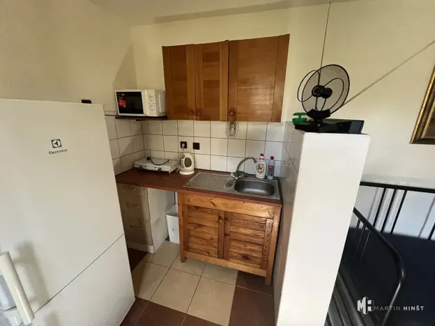 Pronájem bytu 1+kk, Praha - Dolní Počernice, Úpická, 25 m2