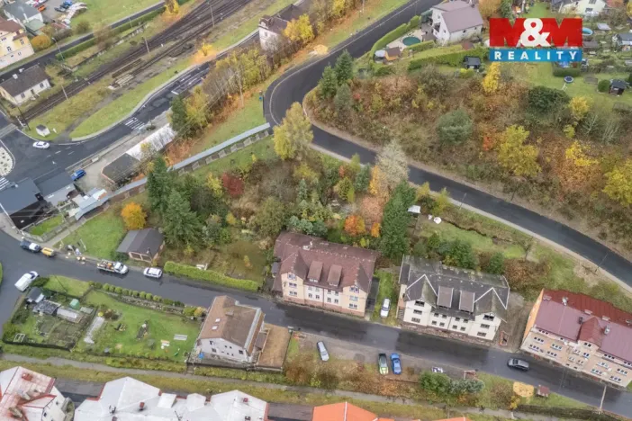 Prodej rodinného domu, Oloví - Hory, 800 m2