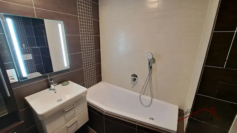 Prodej bytu 4+kk, Brandýs nad Labem-Stará Boleslav, Jasanová, 67 m2