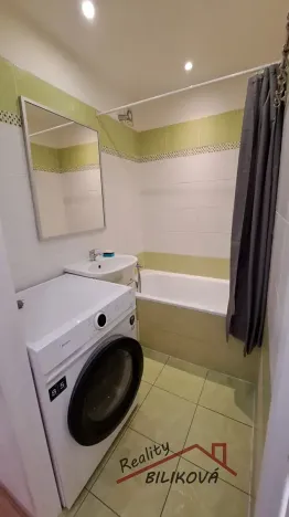 Prodej bytu 2+kk, Praha - Bohnice, Dolákova, 44 m2