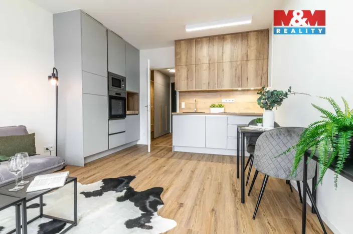 Pronájem bytu 1+kk, Kladno - Dubí, Ke křížku, 34 m2