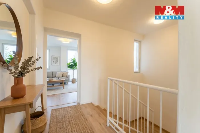 Prodej rodinného domu, Býkev, 190 m2