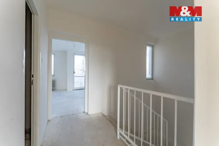 Prodej rodinného domu, Býkev, 190 m2