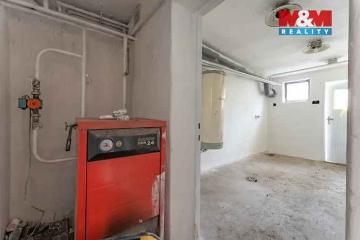 Prodej rodinného domu, Býkev, 190 m2