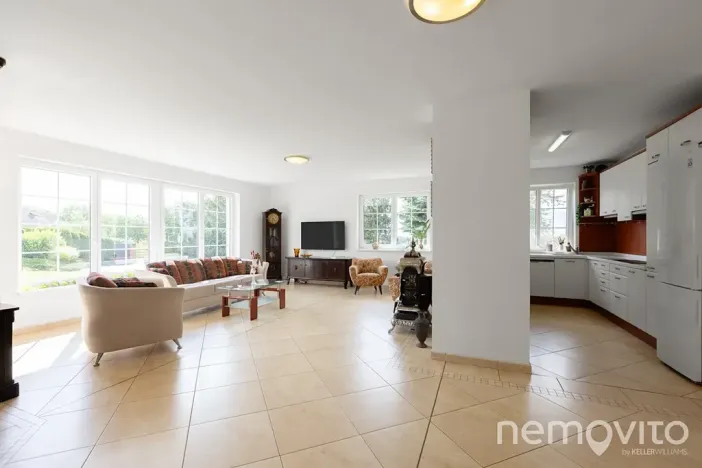 Prodej vily, Křížkový Újezdec, 412 m2