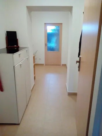 Pronájem bytu 2+kk, Praha - Řeporyje, Ořešská, 45 m2