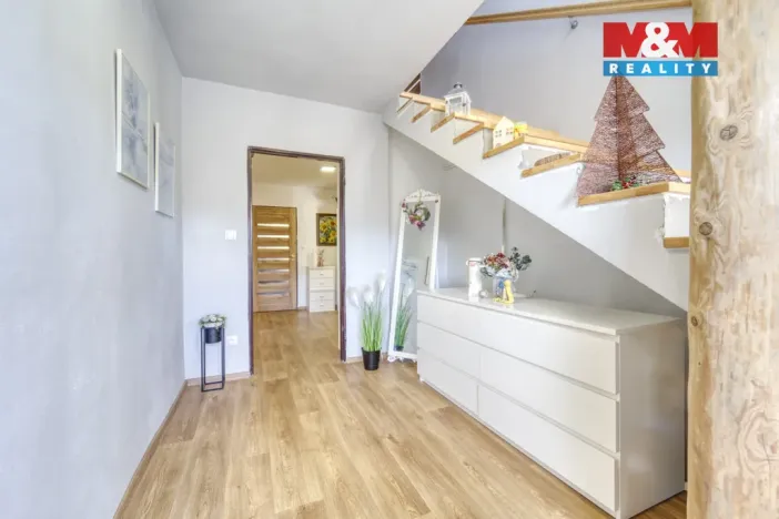 Prodej rodinného domu, Dešenice, 147 m2