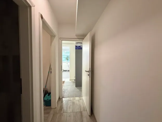 Pronájem obchodního prostoru, Praha - Vršovice, Rostovská, 56 m2