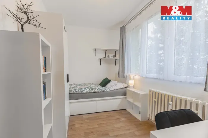 Prodej bytu 4+1, Klatovy - Klatovy III, Pod Hůrkou, 81 m2