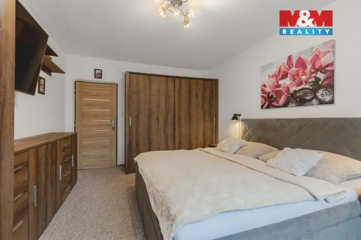 Prodej bytu 4+1, Klatovy - Klatovy III, Pod Hůrkou, 81 m2